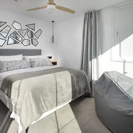 Apartment Perla Negra - With Private Access